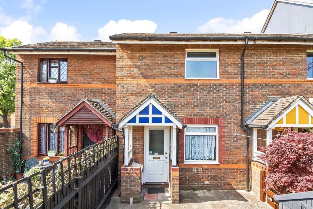 Main image of property: Owen Walk, London, SE20