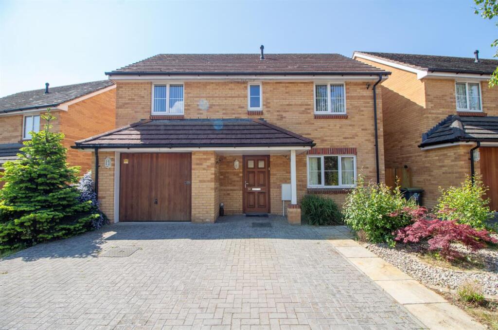 Main image of property: South Downs Rise, Bedhampton, PO9 3EX